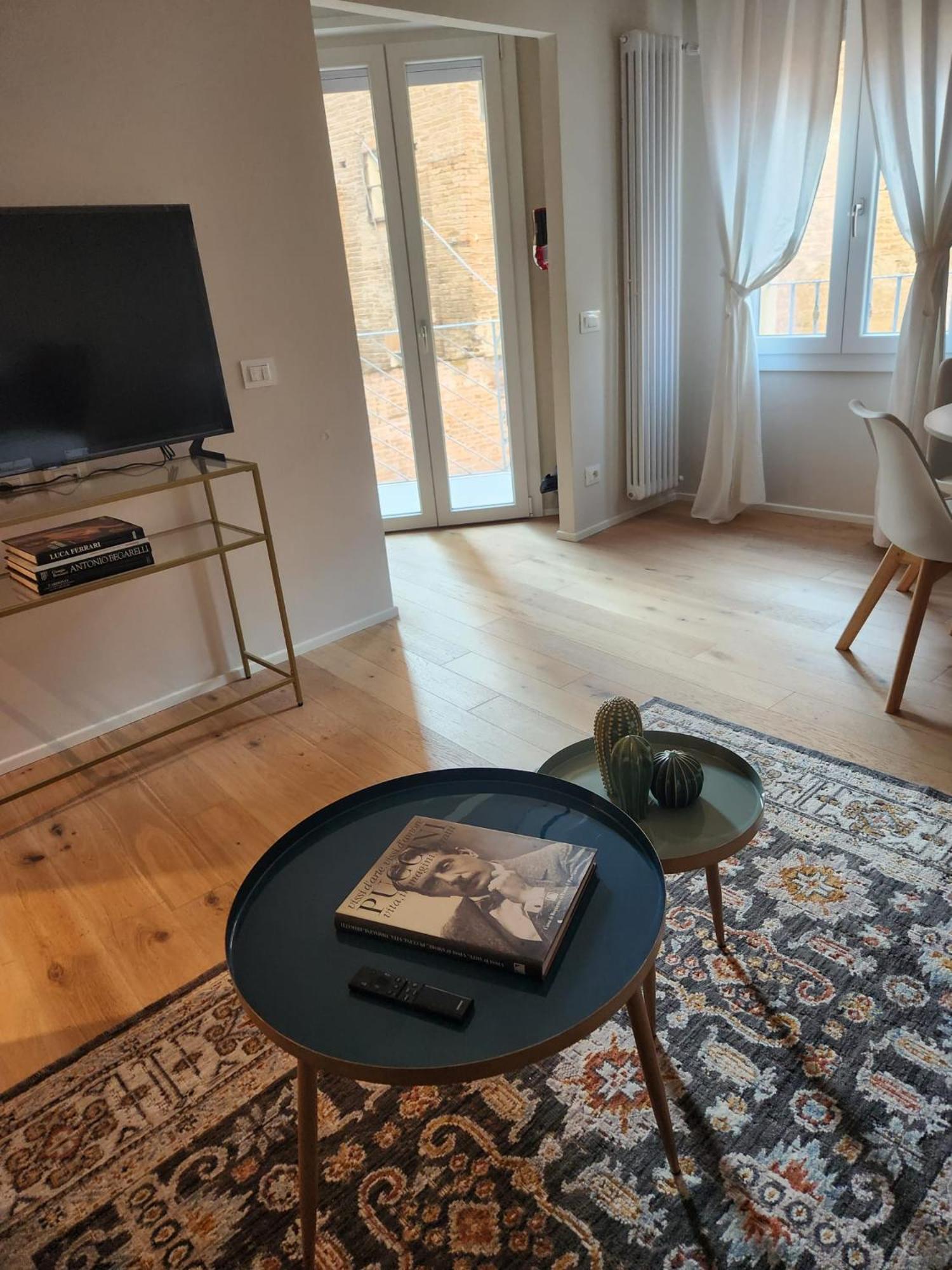 Dei Gallucci Apartment B&B Модена Екстериор снимка